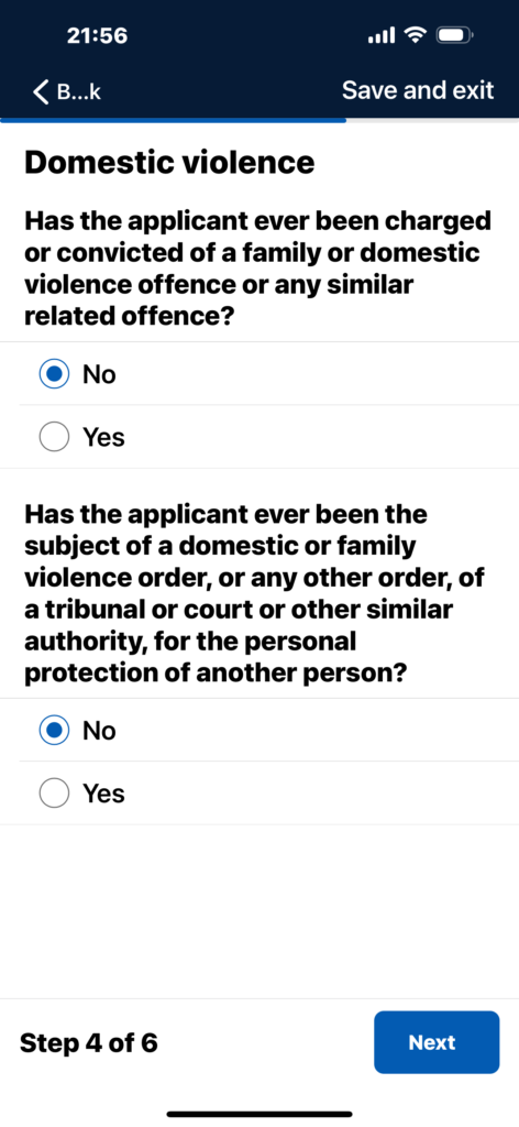 ドメスティック・バイオレンス
申請者はこれまでに、家庭内暴力やそれに類する犯罪で起訴されたり、有罪判決を受けたことがありますか？
いいえ
はい
申請者は、家庭内暴力または家族内暴力の命令、または法廷や裁判所、その他同様の機関による、他人の身辺保護のためのその他の命令の対象となったことがありますか？
いいえ
はい
